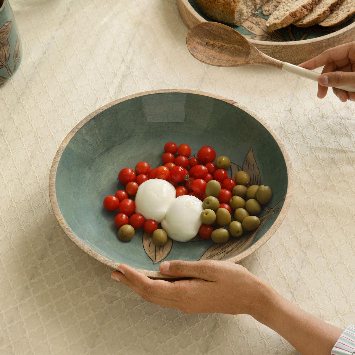 Iris salad serving bowl - ellementry